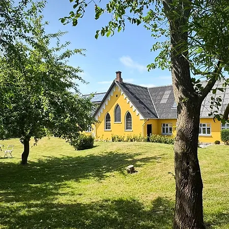 Modern Vacation - Close To Sea And Nature. *