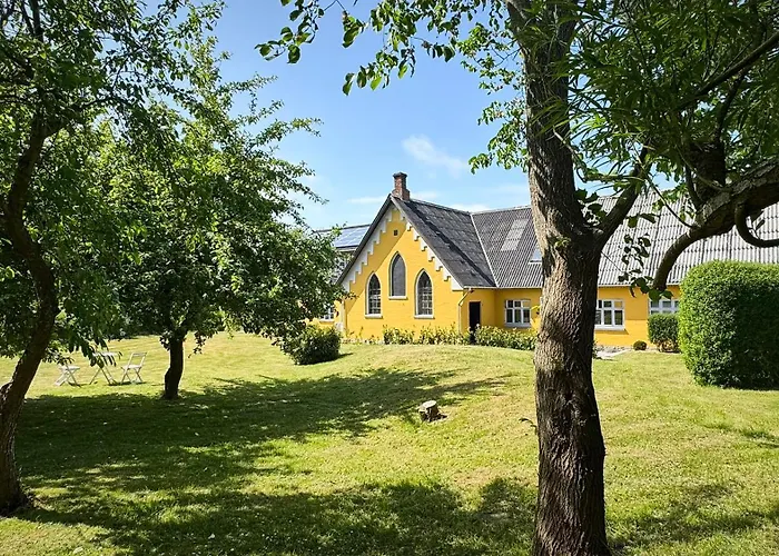 Modern Vacation - Close To Sea And Nature. *